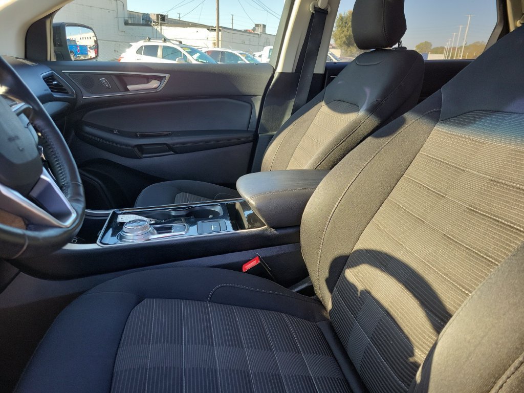 Used 2019 Ford Edge SEL AWD/4WD image 20