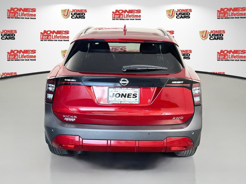 Certified 2025 Nissan Kicks SV w/ SV Premium Package AWD/4WD image 16