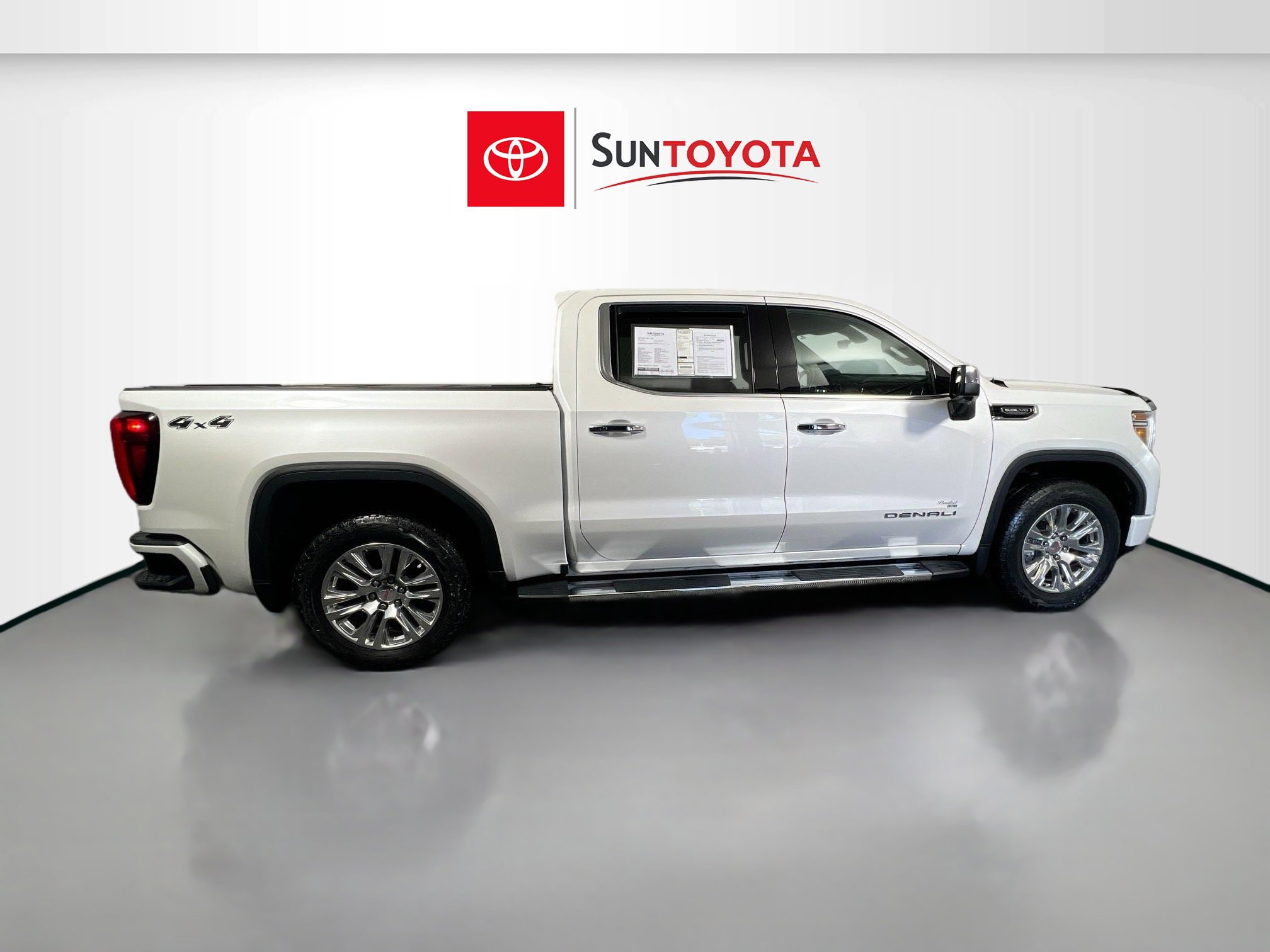 Used 2020 GMC Sierra 1500 Denali w/ Technology Package image 2