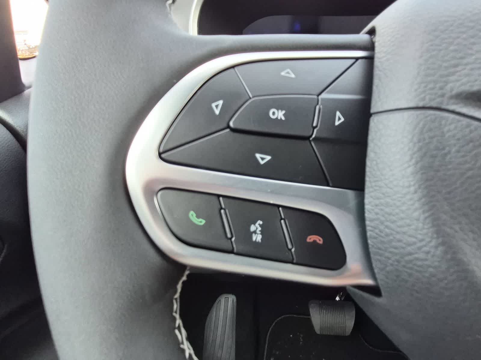 New 2027 Chrysler Pacifica LX FWD image 22