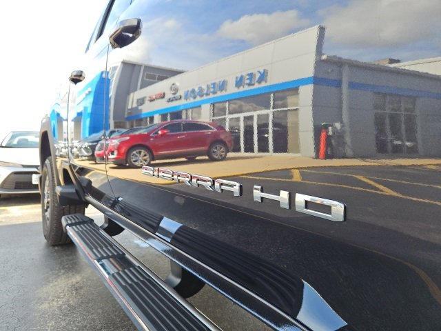 New 2026 GMC Sierra 2500 SLE w/ Preferred Package image 10