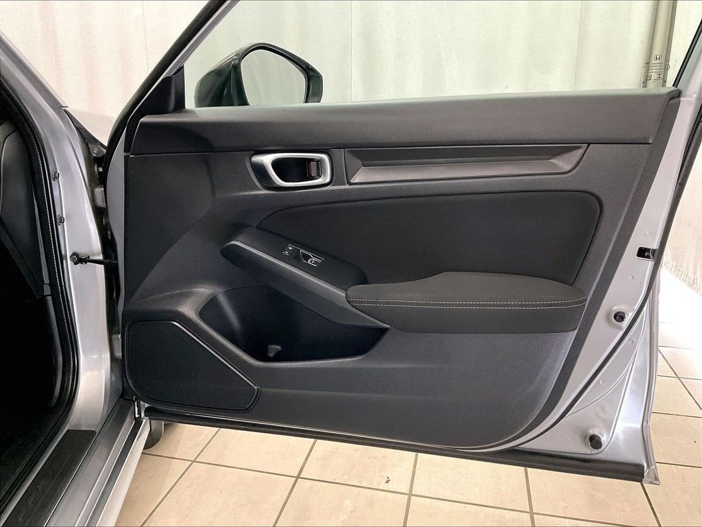 Used 2023 Honda Civic Sport image 12