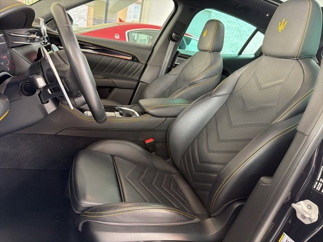 Certified 2023 Maserati Grecale Modena image 15