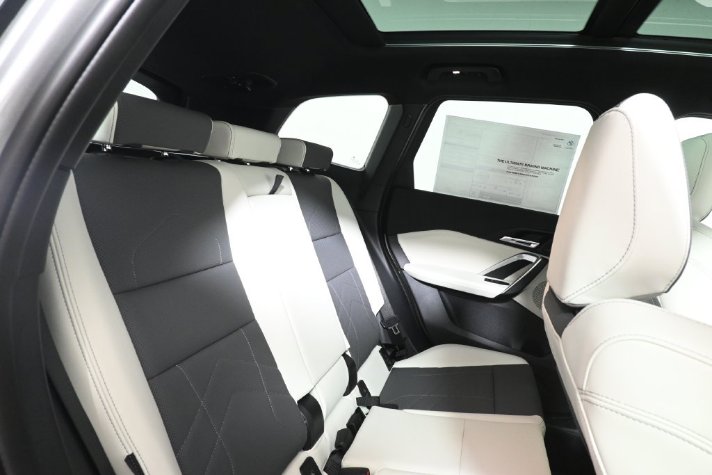 New 2027 BMW X1 xDrive28i AWD/4WD image 30