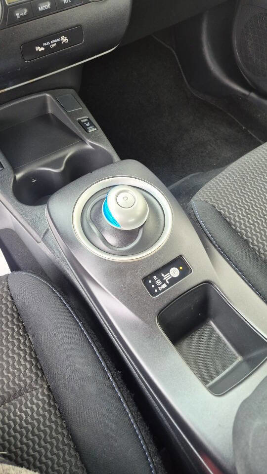 Used 2014 Nissan Leaf S image 46