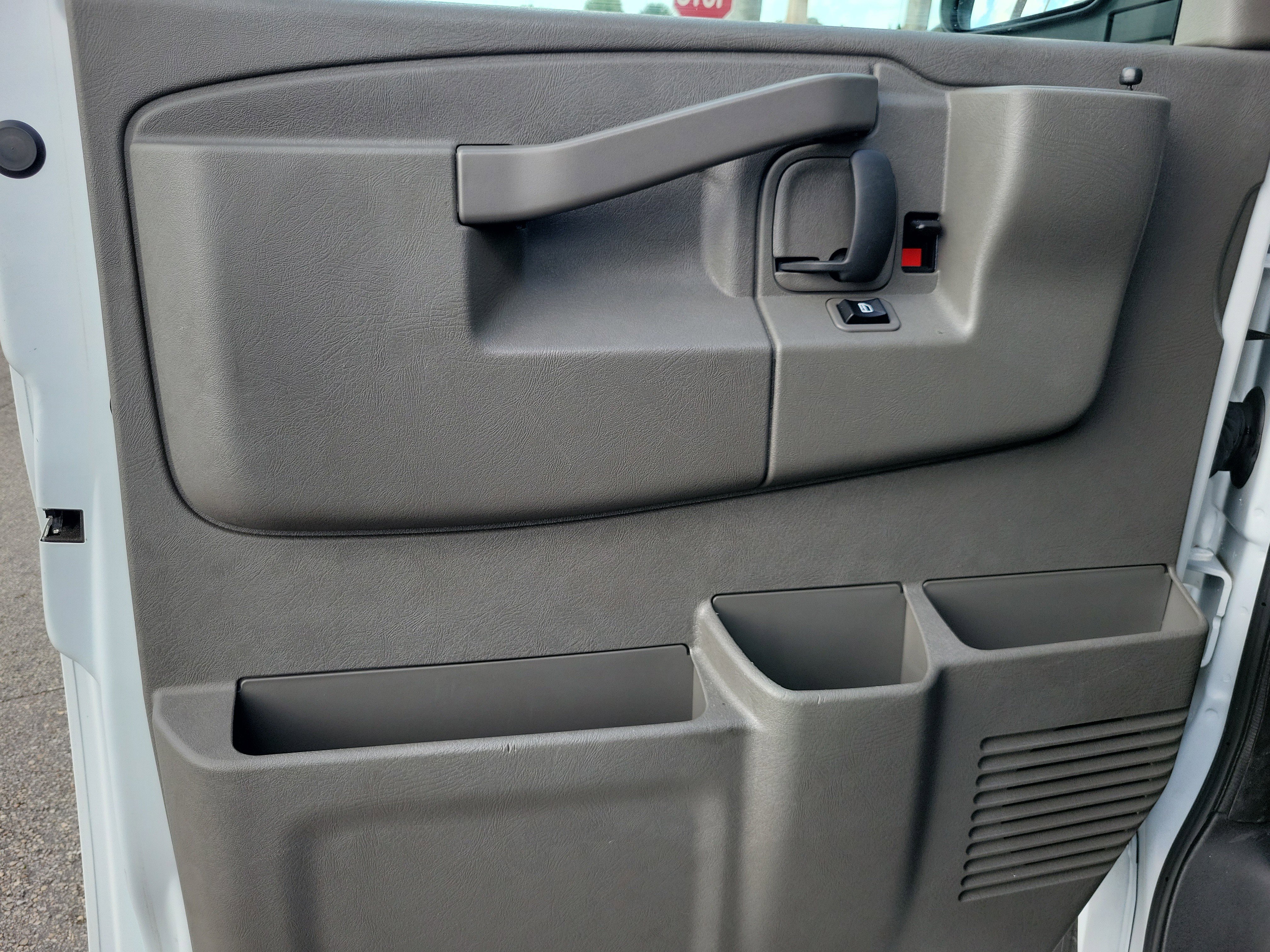 Used 2024 GMC Savana 2500 w/ Driver Convenience Package image 19