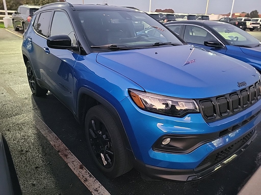 Used 2022 Jeep Compass Latitude w/ Convenience Group