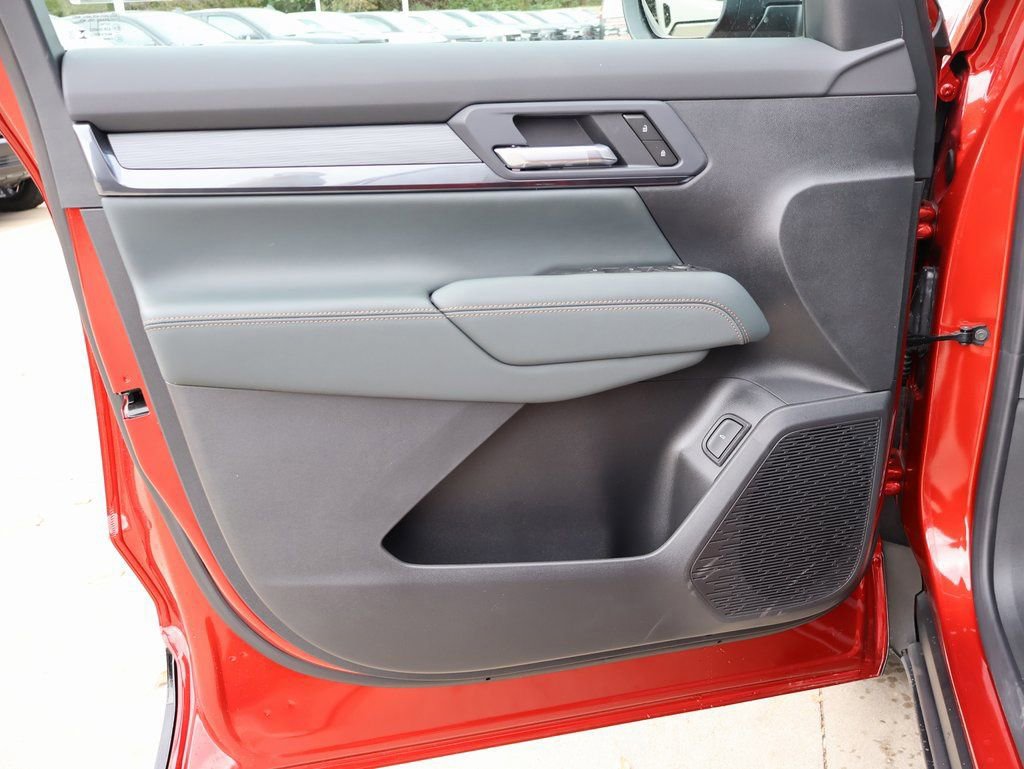 New 2026 GMC Terrain AT4 w/ LPO, Black Badging Package image 11