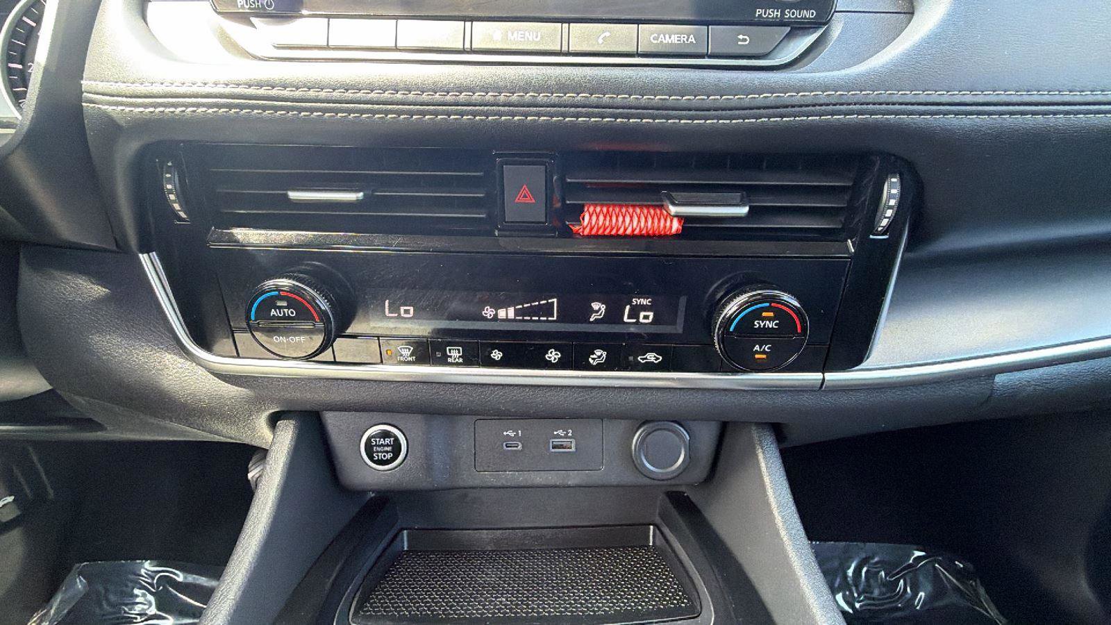 Used 2021 Nissan Rogue SV AWD/4WD image 25