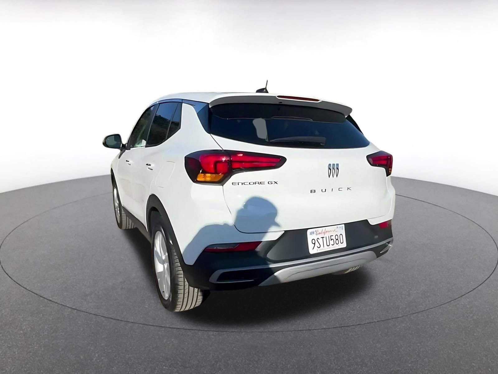 Used 2025 Buick Encore GX Preferred image 11