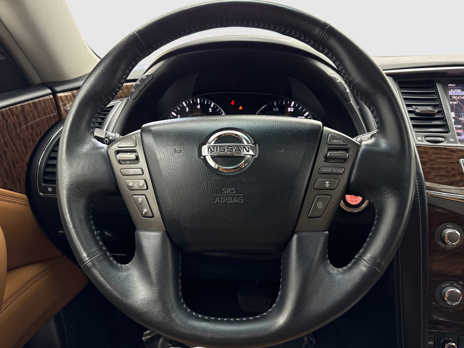 Used 2017 Nissan Armada Platinum w/ Interior Lighting Package RWD image 19