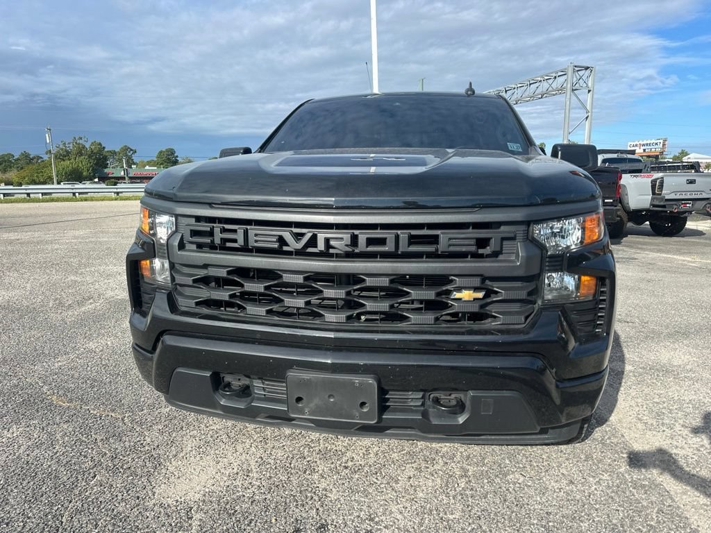 Used 2022 Chevrolet Silverado 1500 Custom w/ LPO, Dark Essentials Package AWD/4WD image 8