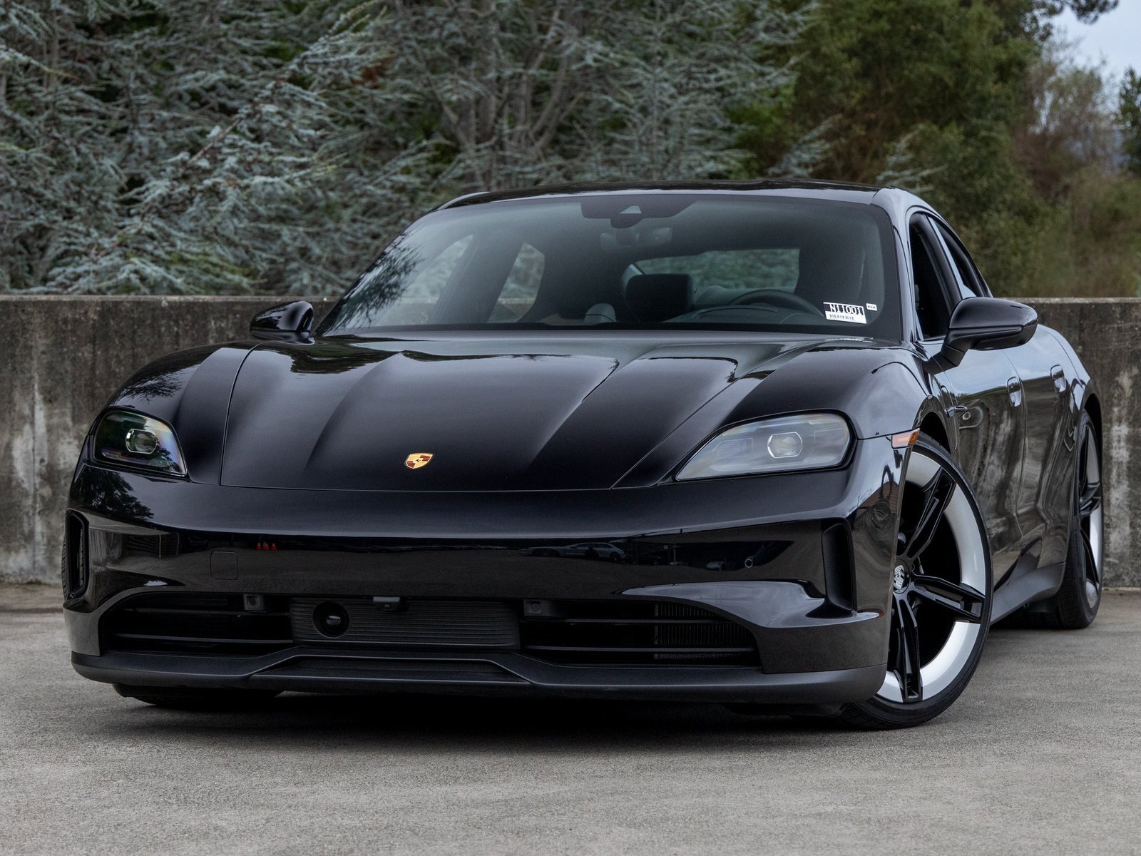 New 2025 Porsche Taycan 4S image 1