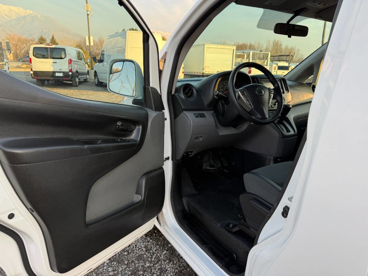 Used 2018 Nissan NV200 SV w/ Navigation Package image 14