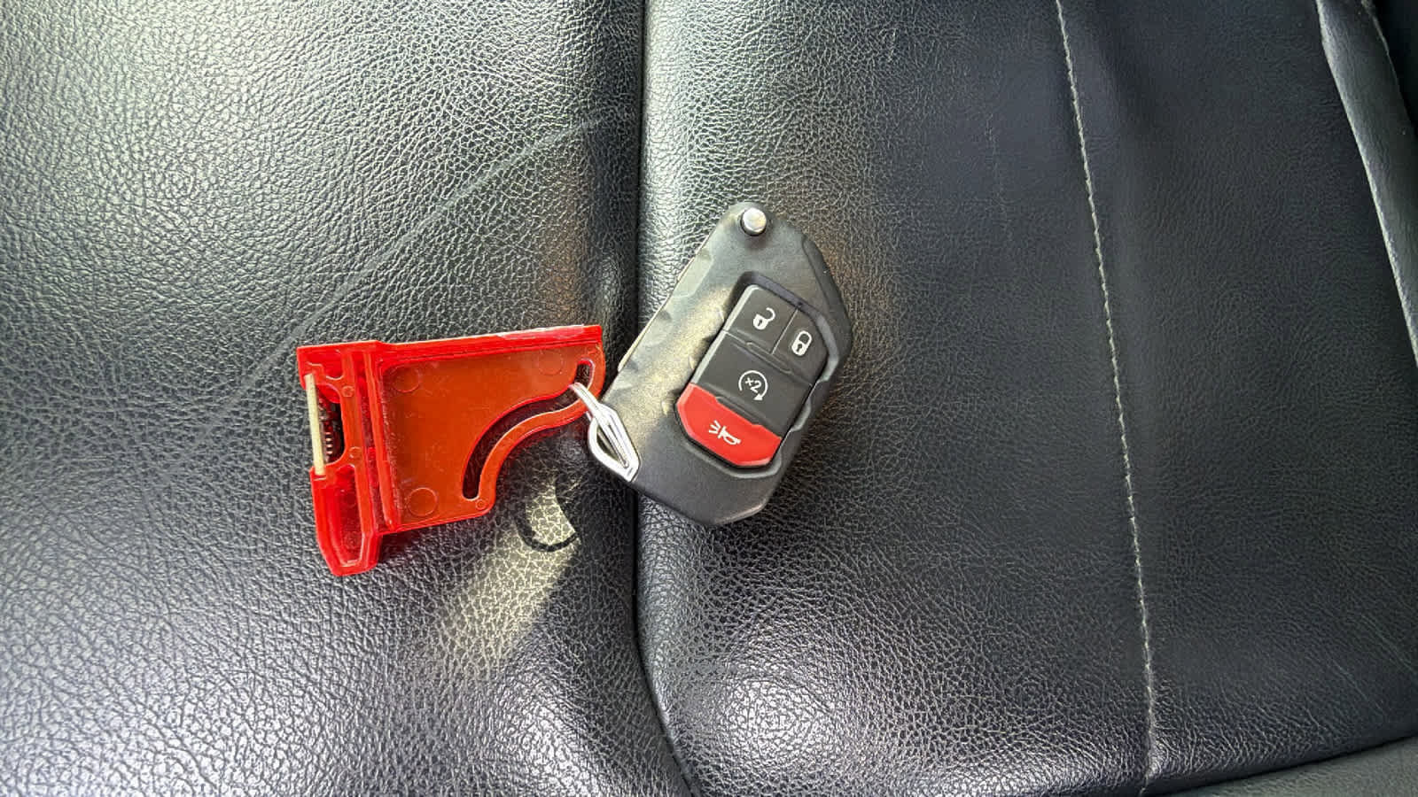 Used 2022 Jeep Gladiator Overland w/ Popular Equipment Package image 29