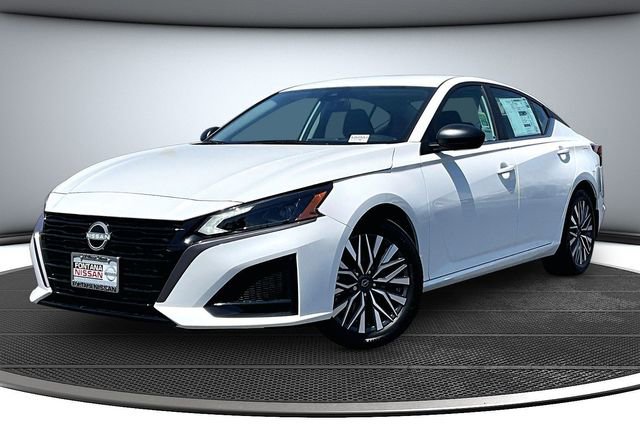 New 2026 Nissan Altima 2.5 SV FWD image 2