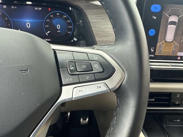 Used 2024 Volkswagen Atlas SEL Premium R-Line AWD/4WD image 34