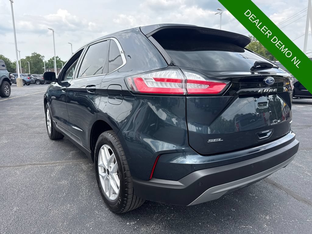 Used 2024 Ford Edge SEL w/ Convenience Package AWD/4WD image 8