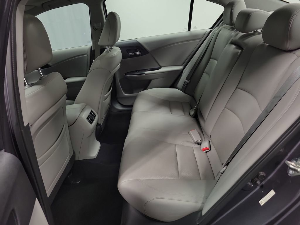 Used 2013 Honda Accord Touring image 24