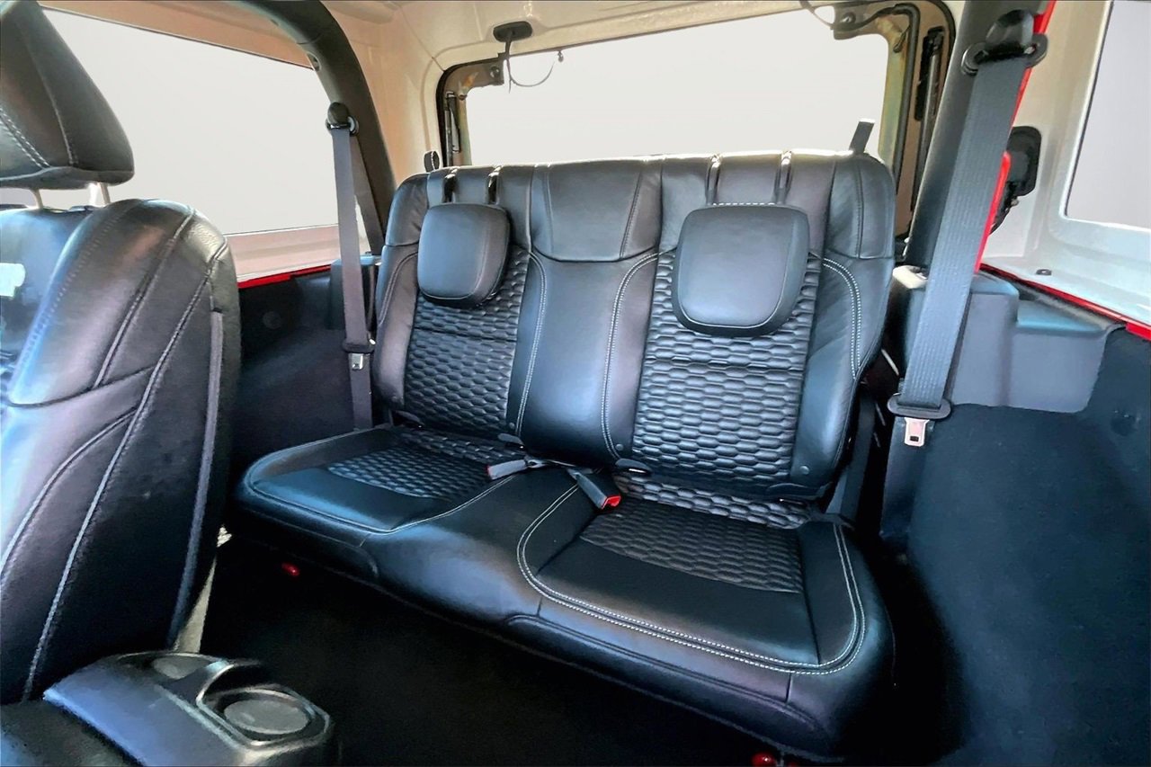 Certified 2020 Jeep Wrangler Sport image 19