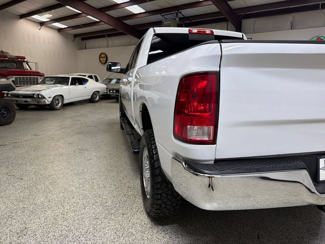 Used 2018 RAM 2500 SLT AWD/4WD image 15