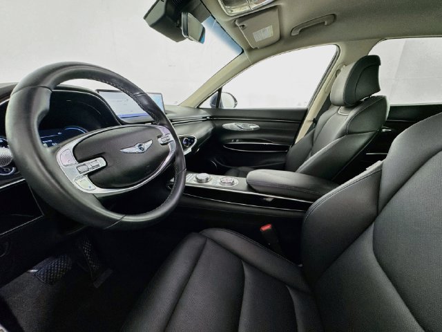 Used 2022 Genesis GV70 2.5T AWD/4WD image 19