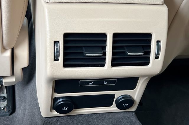 Used 2020 Jaguar XF Prestige image 14