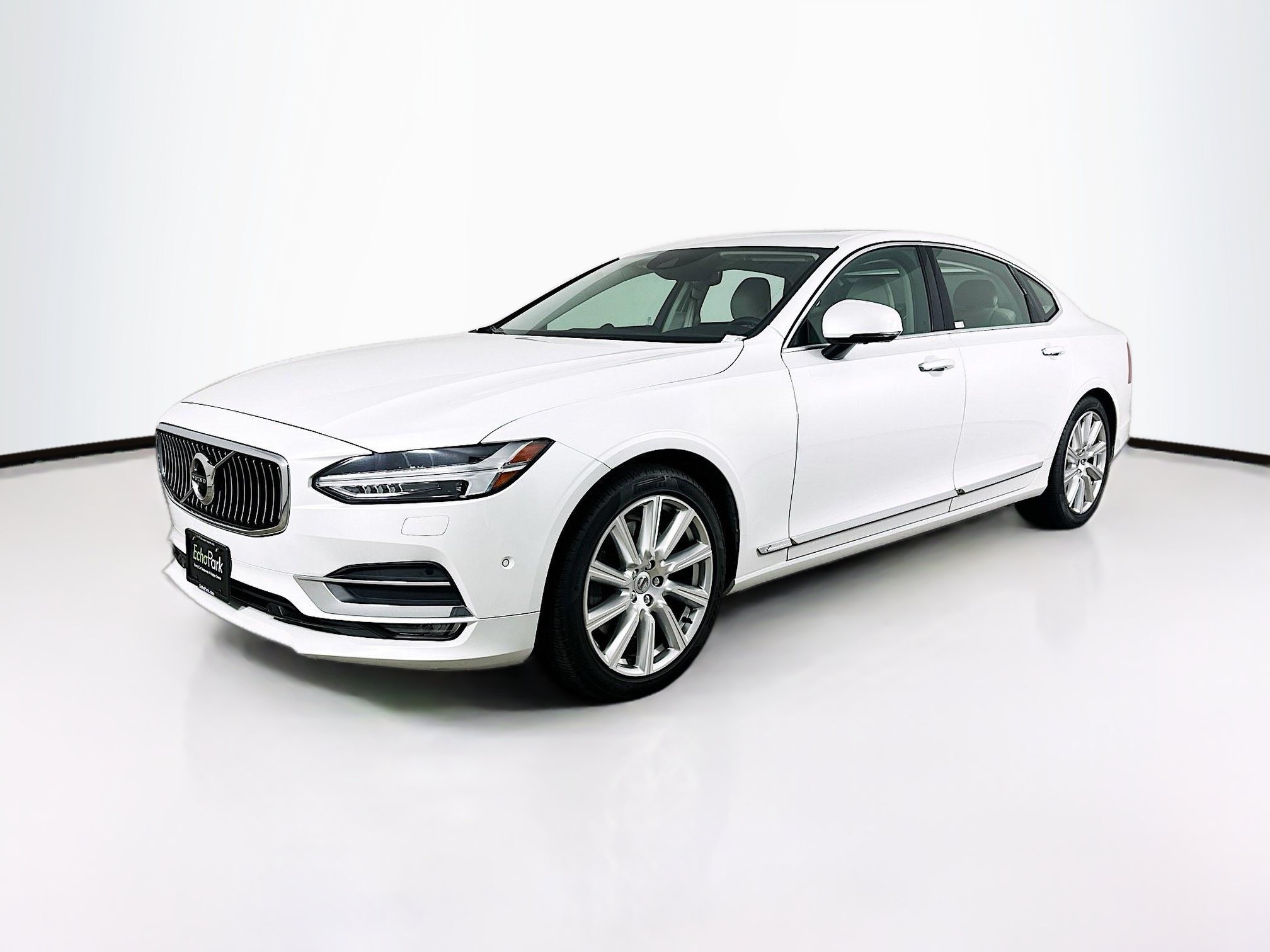 Used 2018 Volvo S90 T6 Inscription w/ Convenience Package AWD/4WD image 3