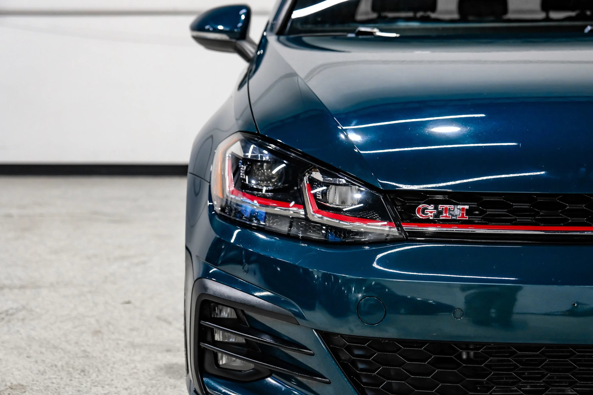 Used 2019 Volkswagen GTI S FWD image 57