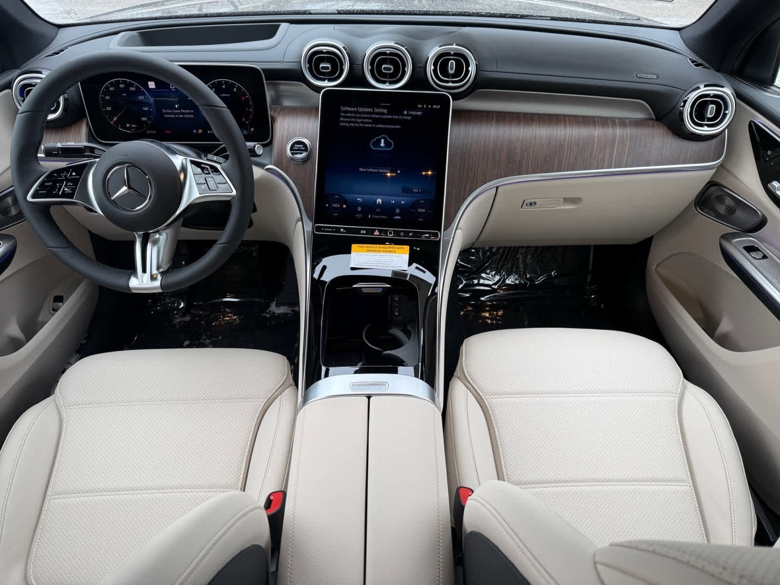 New 2026 Mercedes-Benz GLC 300 GLC 300 image 12