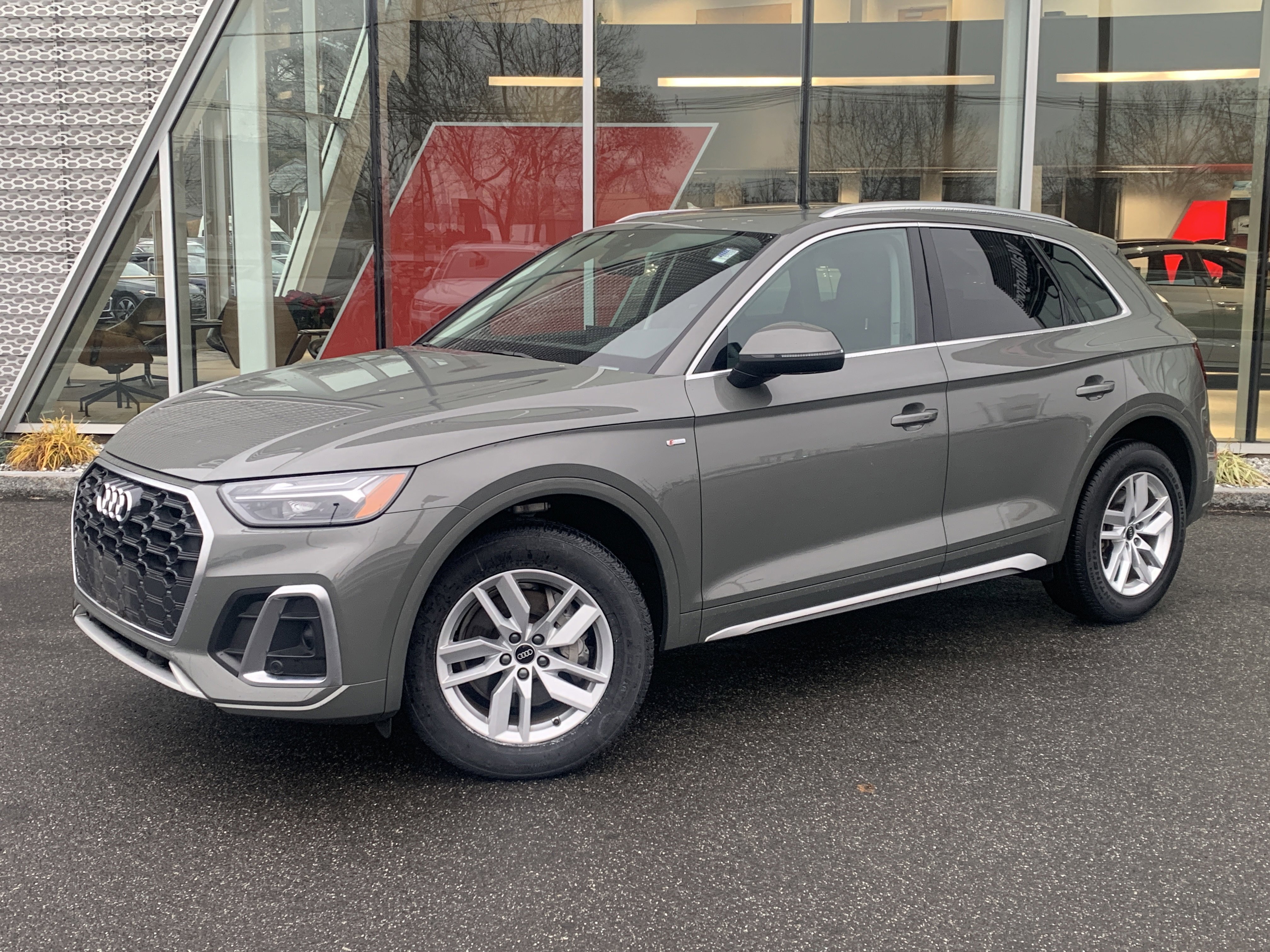 Certified 2023 Audi Q5 2.0T Premium w/ Convenience Package