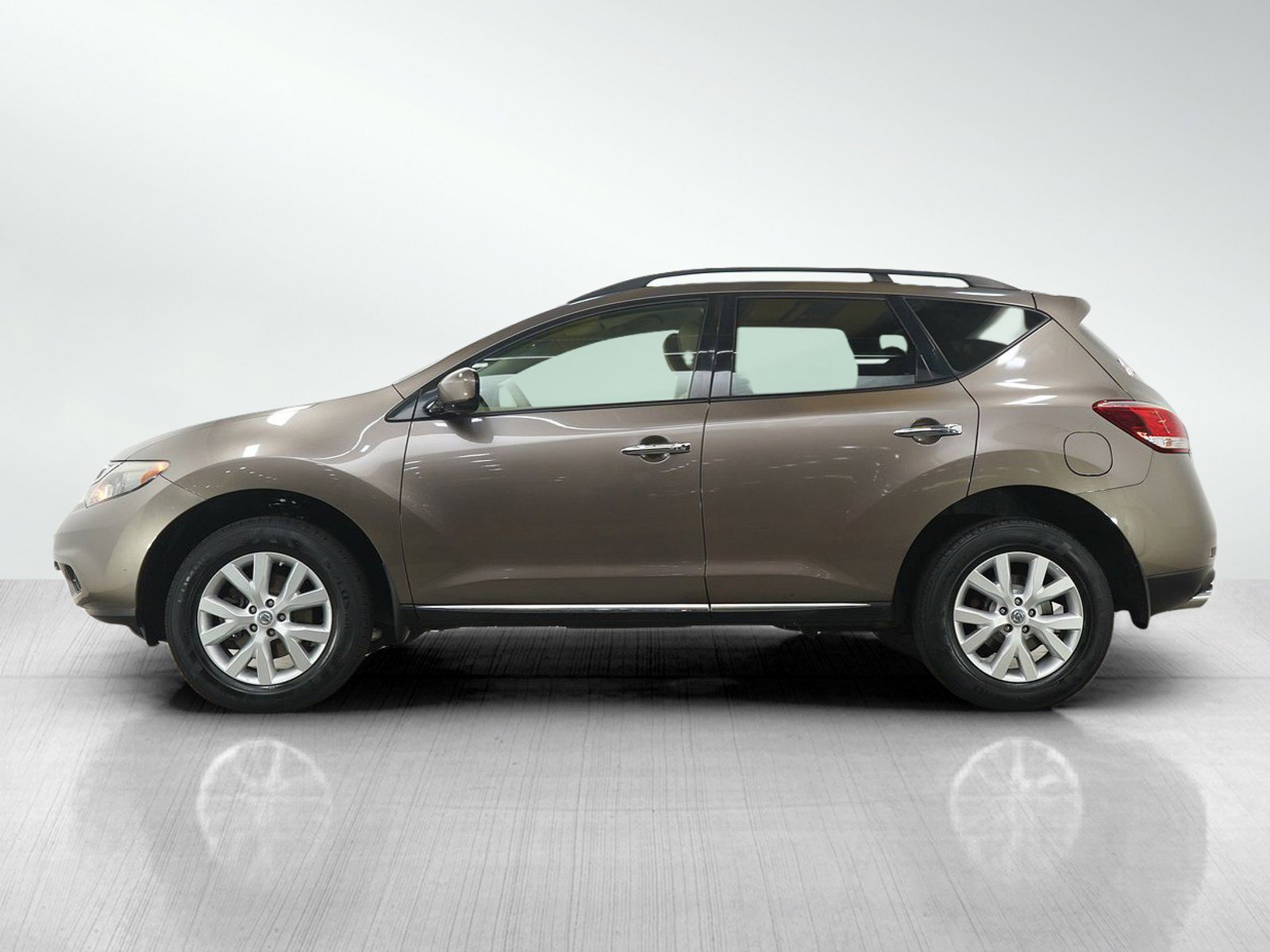 Used 2014 Nissan Murano SV image 2