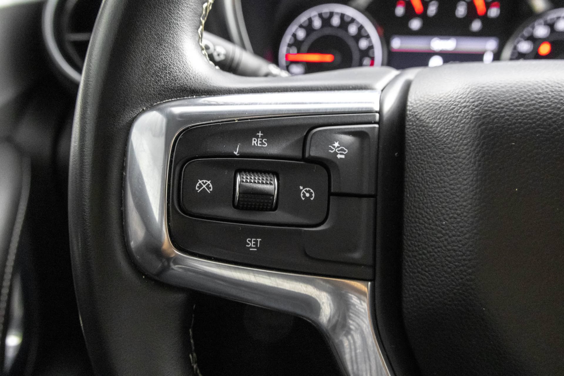 Used 2023 Chevrolet Blazer LT AWD/4WD image 25