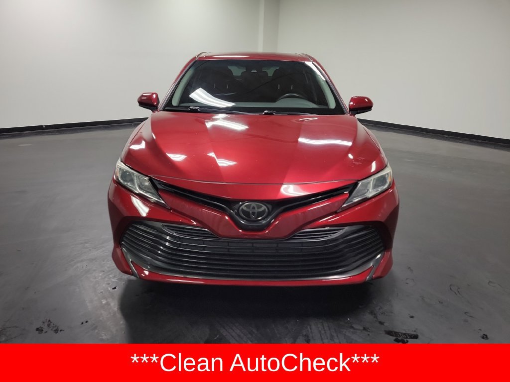Used 2019 Toyota Camry LE FWD image 2