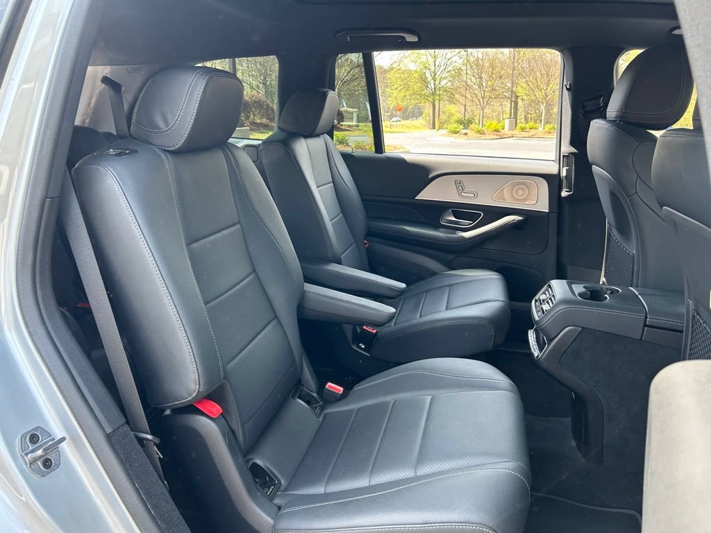 Used 2025 Mercedes-Benz GLS 450 4MATIC image 61