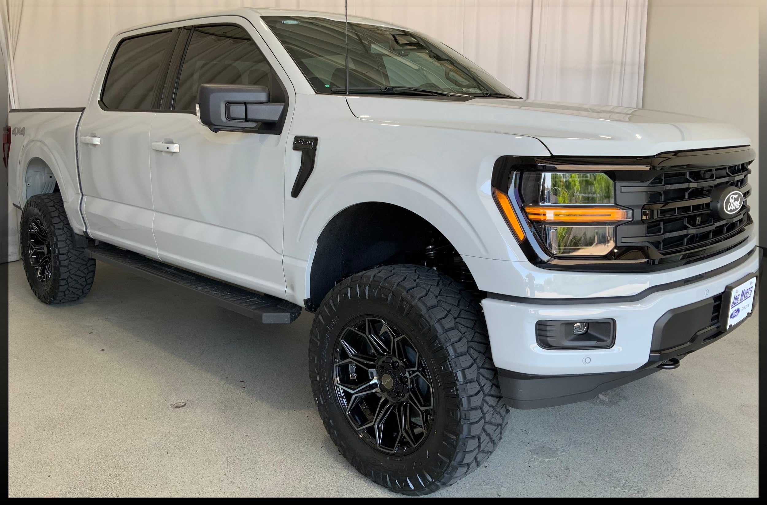 New 2026 Ford F150 XLT w/ Equipment Group 302A MID