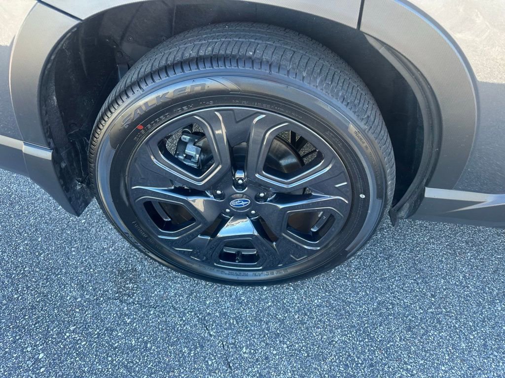 Used 2025 Subaru Ascent Bronze Edition image 4