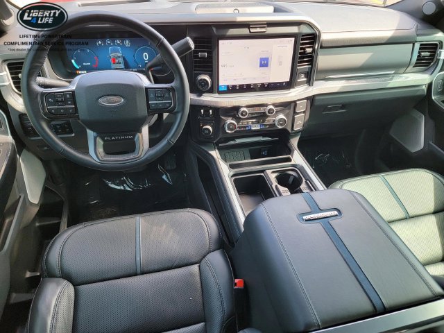 Used 2025 Ford F350 Platinum AWD/4WD image 32