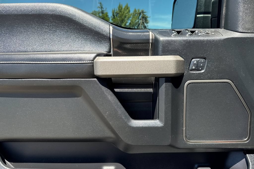 Used 2018 Ford F150 Raptor w/ Equipment Group 802A Luxury AWD/4WD image 11