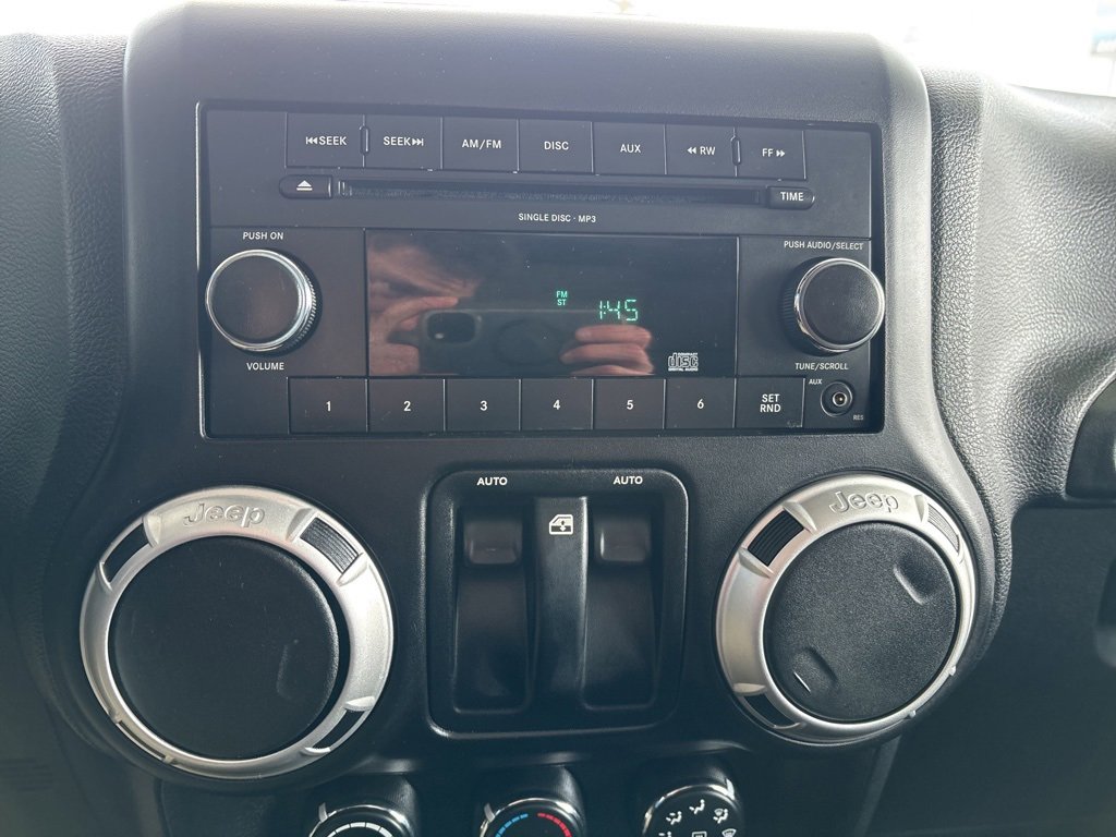 Used 2011 Jeep Wrangler Sahara w/ Trailer Tow Group image 20