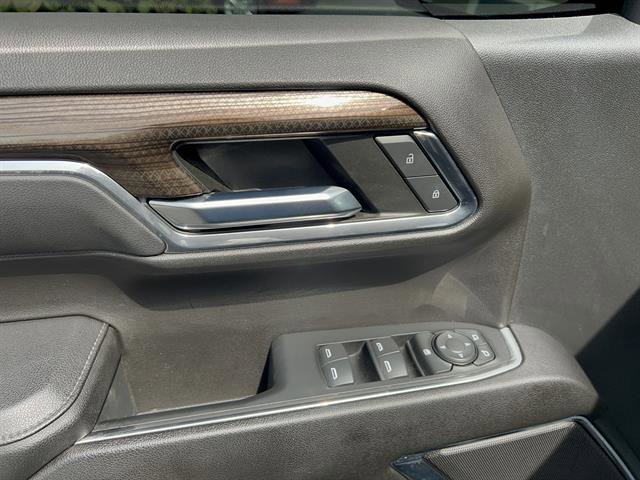 Used 2023 Chevrolet Silverado 1500 LT image 14