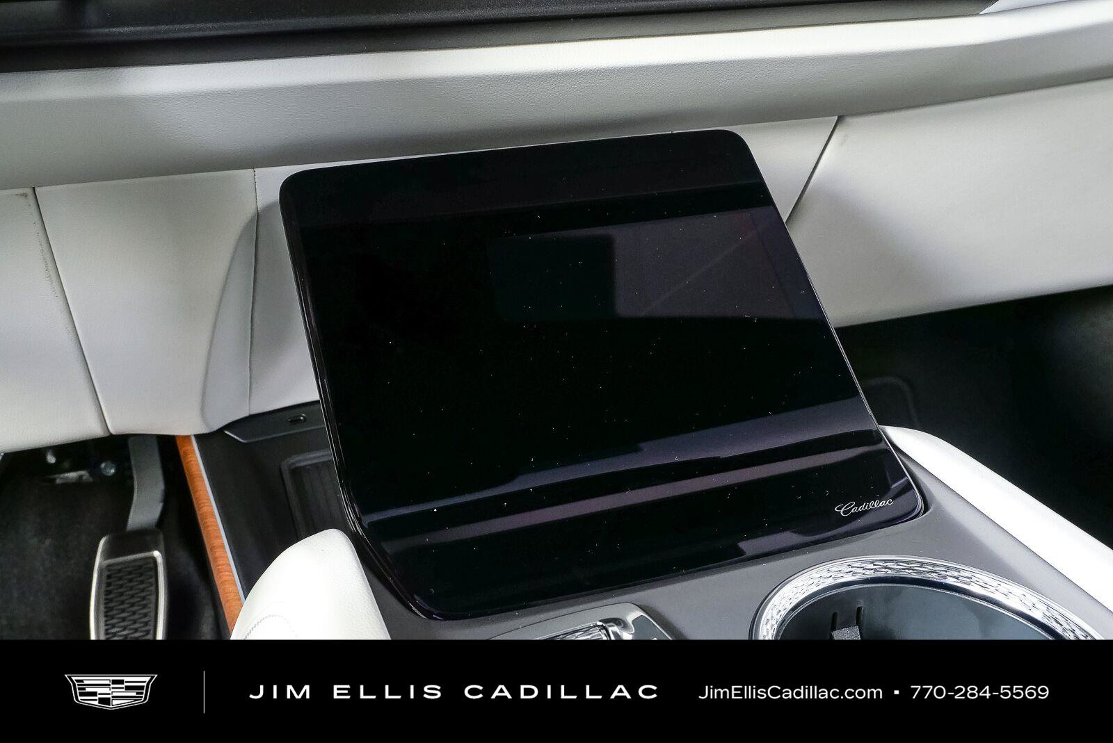 New 2027 Cadillac Vistiq Luxury AWD/4WD image 15