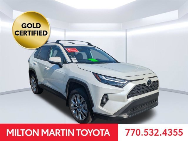 Used 2025 Toyota RAV4 XLE Premium FWD image 1
