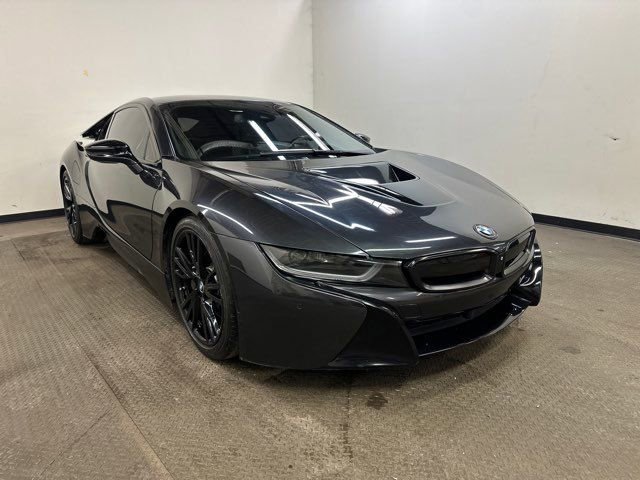 Used 2015 BMW i8 image 1