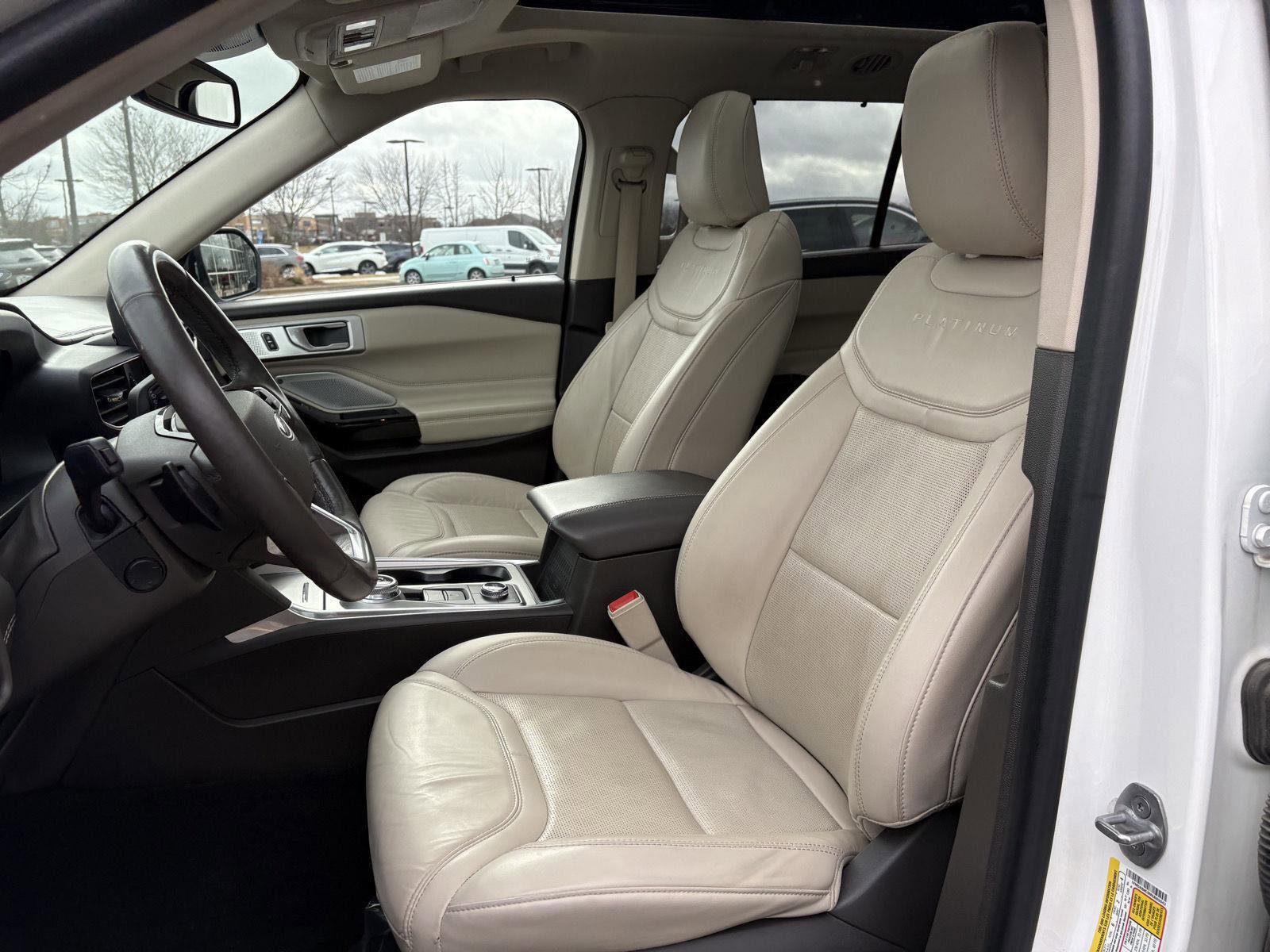 Used 2021 Ford Explorer Platinum image 16