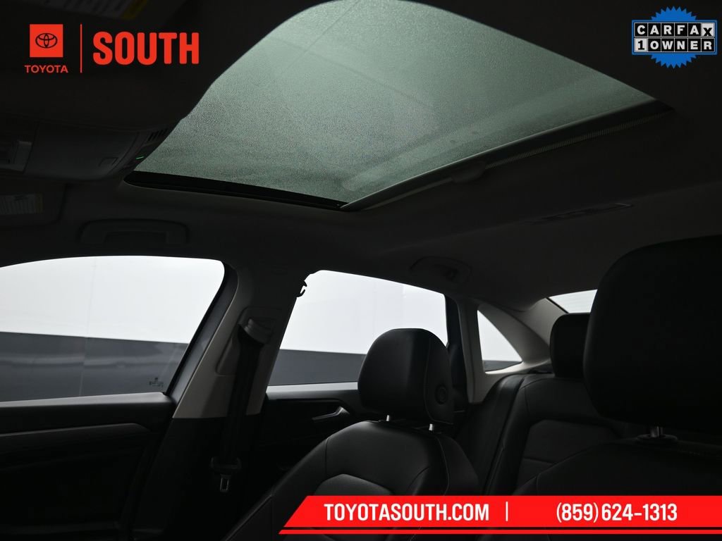 Used 2024 Volkswagen Jetta SE image 22