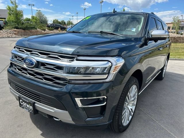 Used 2024 Ford Expedition Max Platinum AWD/4WD image 3
