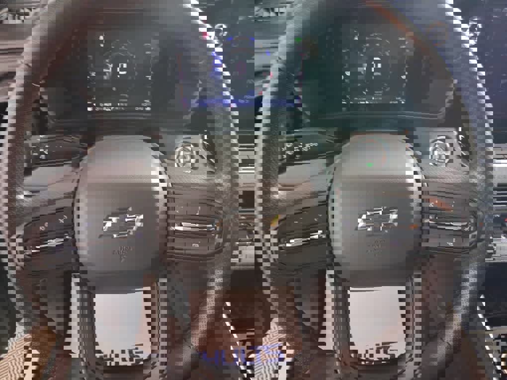 Used 2023 Chevrolet Colorado Trail Boss w/ Safety Package image 31