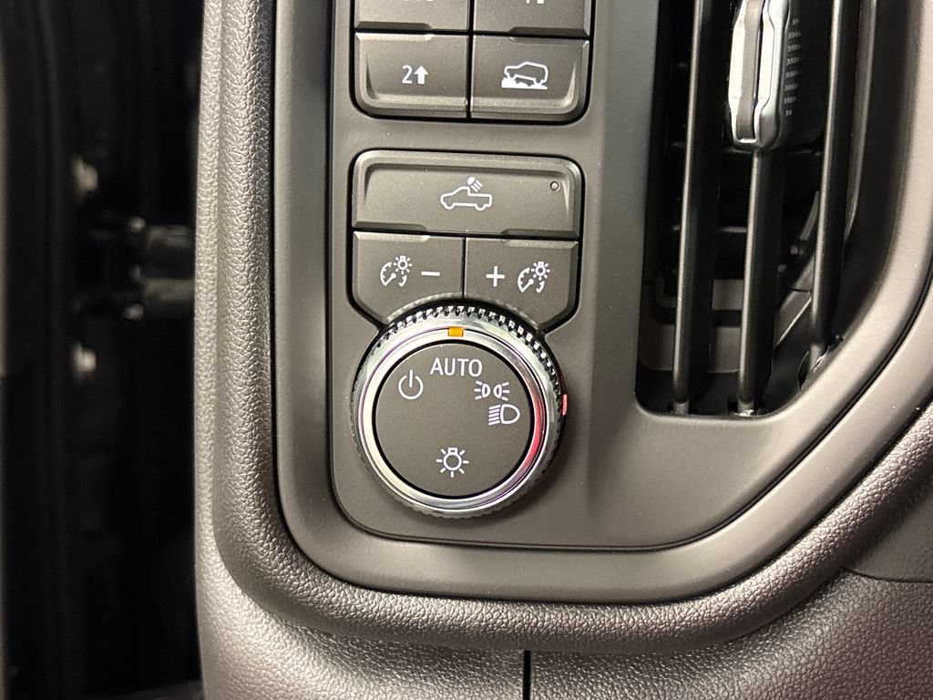 New 2026 GMC Sierra 1500 Pro w/ Pro Value Package AWD/4WD image 28
