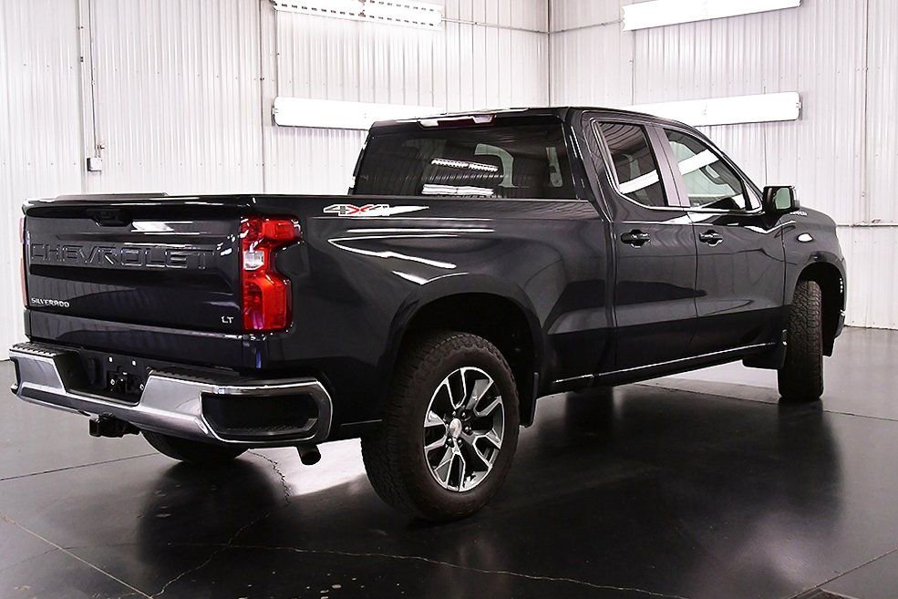 Used 2022 Chevrolet Silverado 1500 LT image 7
